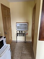 All Star Inn & Suites