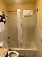 All Star Inn & Suites