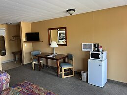 All Star Inn & Suites