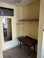 All Star Inn & Suites
