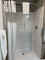 All Star Inn & Suites