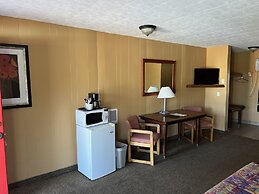 All Star Inn & Suites