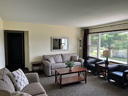 All Star Inn & Suites