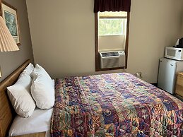 All Star Inn & Suites