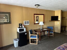 All Star Inn & Suites