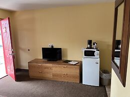 All Star Inn & Suites