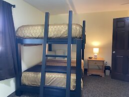 All Star Inn & Suites