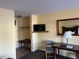 All Star Inn & Suites