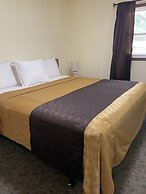 All Star Inn & Suites