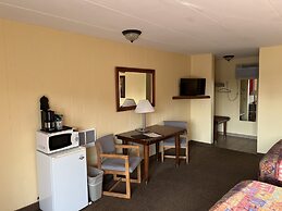 All Star Inn & Suites
