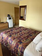 All Star Inn & Suites
