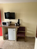 All Star Inn & Suites