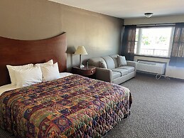 All Star Inn & Suites
