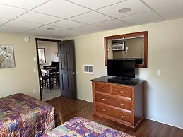 All Star Inn & Suites