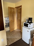 All Star Inn & Suites