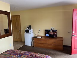 All Star Inn & Suites