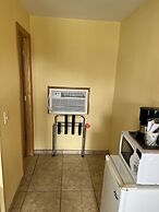 All Star Inn & Suites