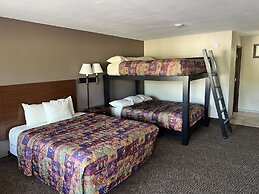 All Star Inn & Suites