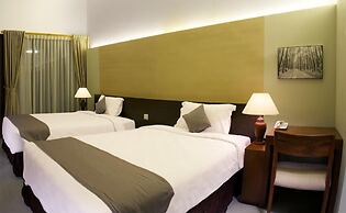 Hotel Neo+ Green Savana Sentul City by ASTON