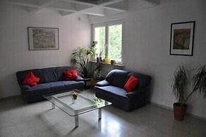 Eduard-Heinrich-Haus - Hostel