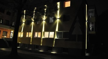 Eduard-Heinrich-Haus - Hostel