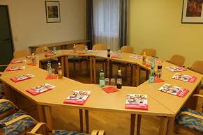 Eduard-Heinrich-Haus - Hostel