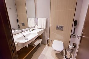 Dedeman Oskemen Tavros