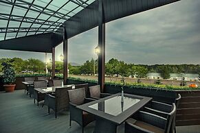 Dedeman Oskemen Tavros