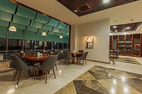 Dedeman Oskemen Tavros