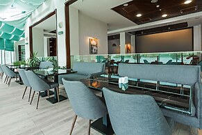 Dedeman Oskemen Tavros