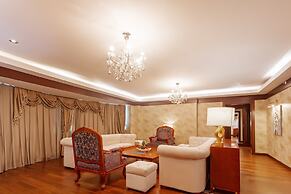 Dedeman Oskemen Tavros