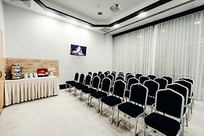 Dedeman Oskemen Tavros