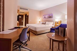 Dedeman Oskemen Tavros