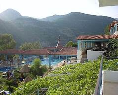 Harmony E Rock Hotel