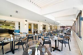 Harmony E Rock Hotel