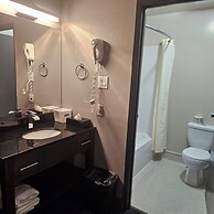 Travelodge by Wyndham Brandon