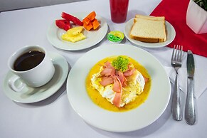 Hotel Marina Suites By Geh Suites