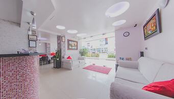 Hotel Marina Suites By Geh Suites