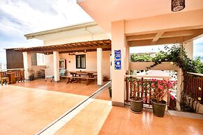 Agos Boracay Rooms + Beds