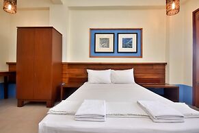 Agos Boracay Rooms + Beds