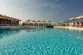 Baia del Mar Beach Boutique Hotel