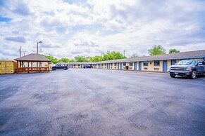 Purple Sage By OYO Snyder TX