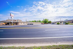 Purple Sage By OYO Snyder TX