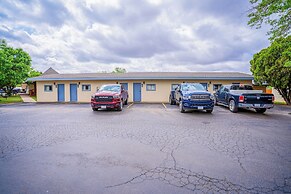 Purple Sage By OYO Snyder TX
