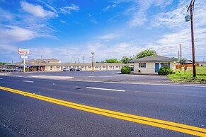 Purple Sage By OYO Snyder TX