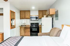 Purple Sage By OYO Snyder TX