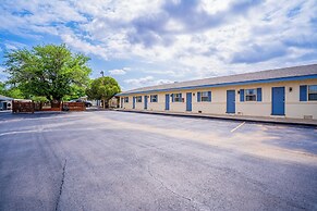 Purple Sage By OYO Snyder TX