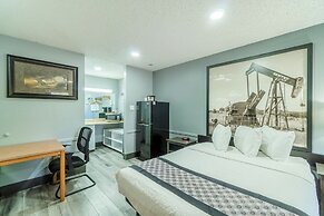 Purple Sage By OYO Snyder TX