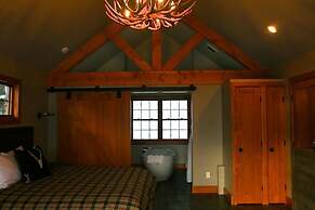 Heather Mountain Lodge