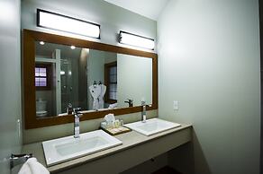 Heather Mountain Lodge